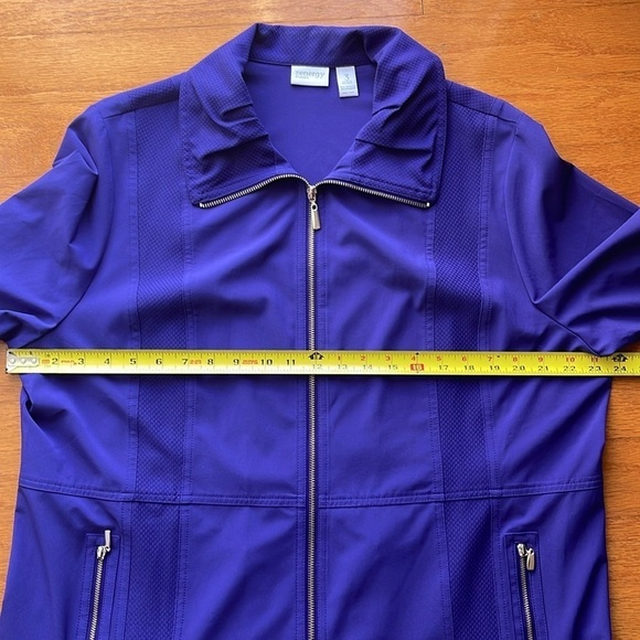 Chico’s ZENERGY
Neema Solid Dobby Detail Jacket Size 3 U.S. Size 16/18 - Picture 5 of 7